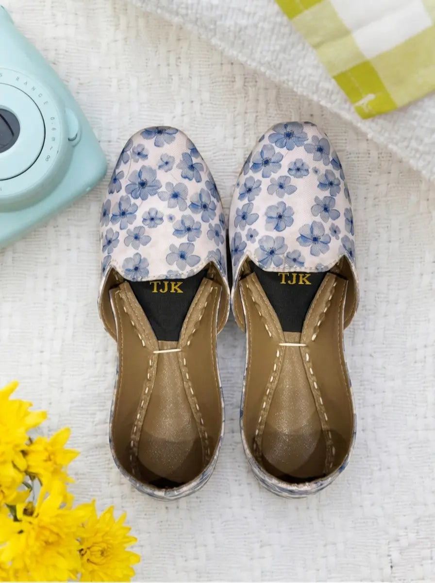 Cloudia Loafer