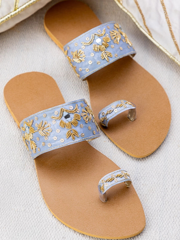 Carla Kolhapuri with Clutch