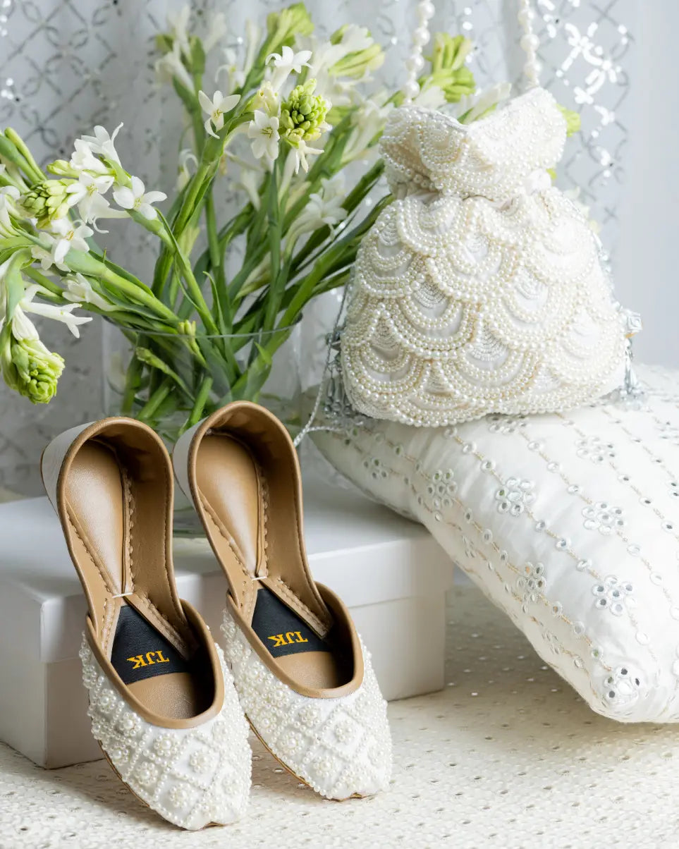 Cluster Pearl Khussa