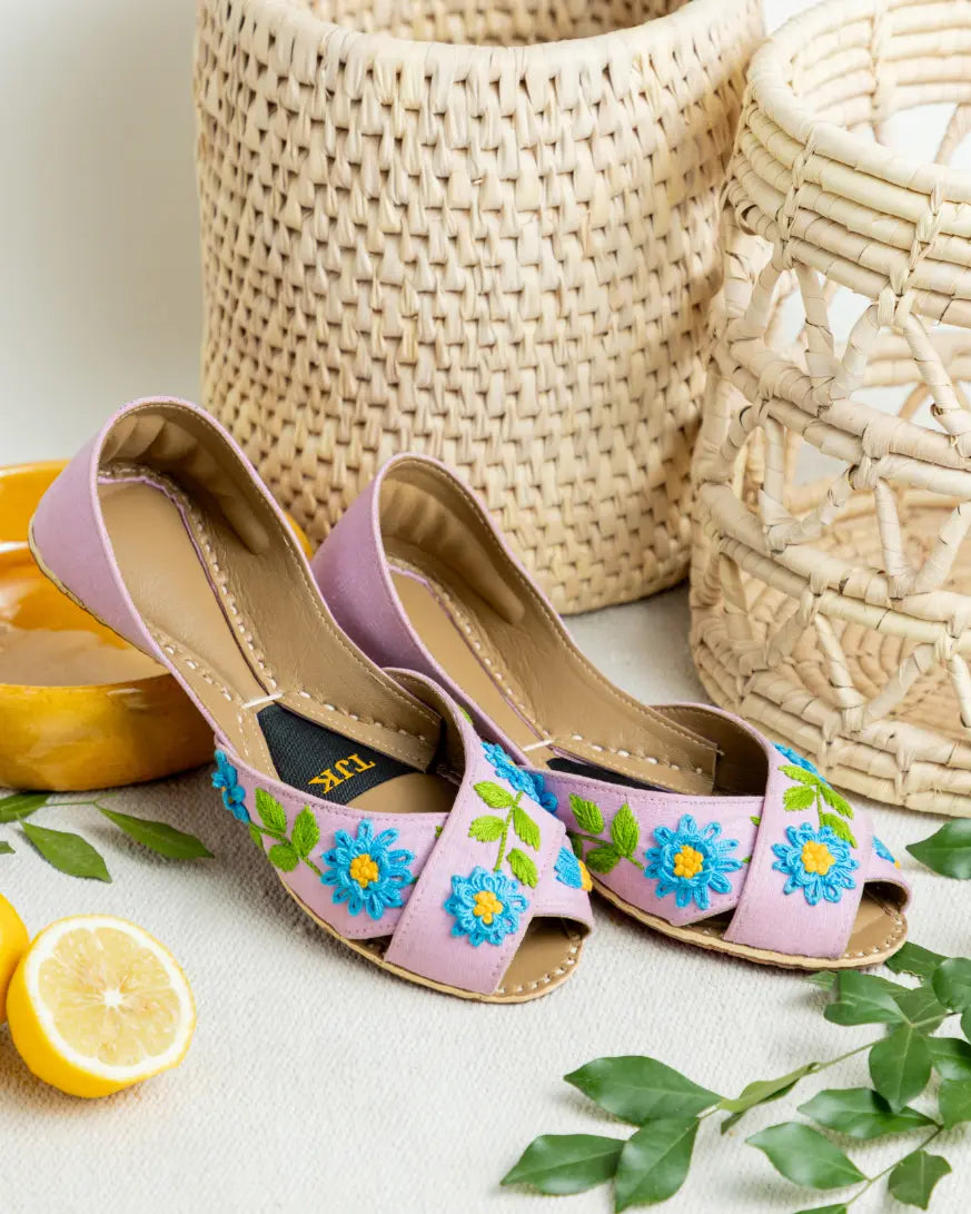 Lilac Breeze Khussa