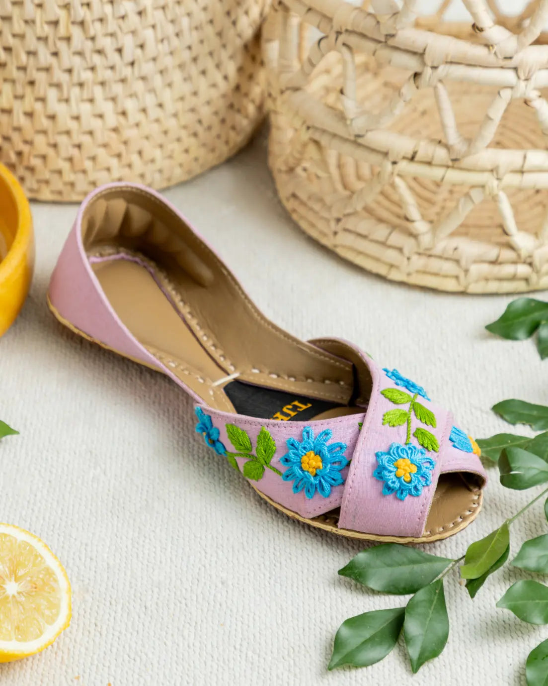 Lilac Breeze Khussa