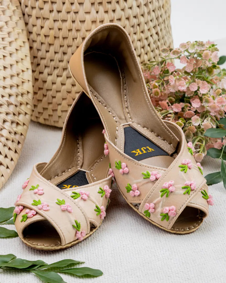 Blush Blossom Khussa