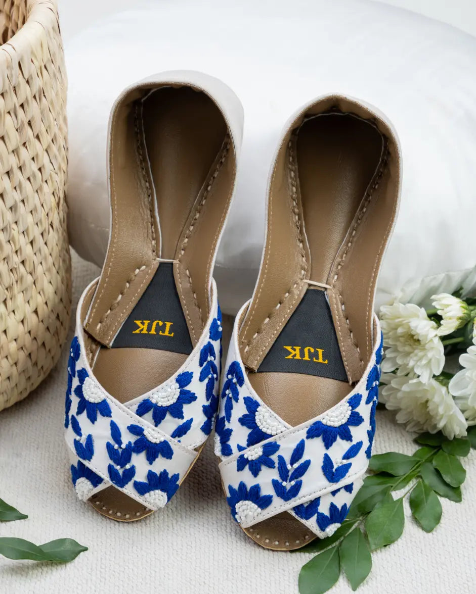 Royal Blue Daisy Khussa