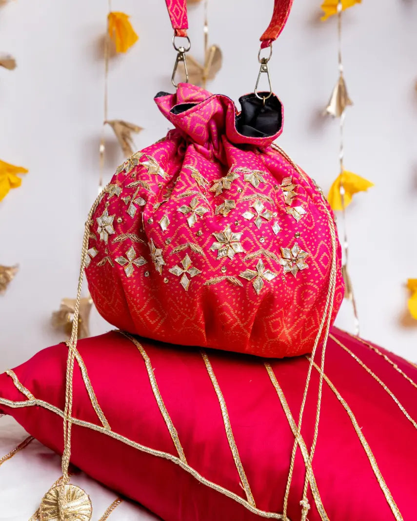 Gulnaar Elegance With Potli