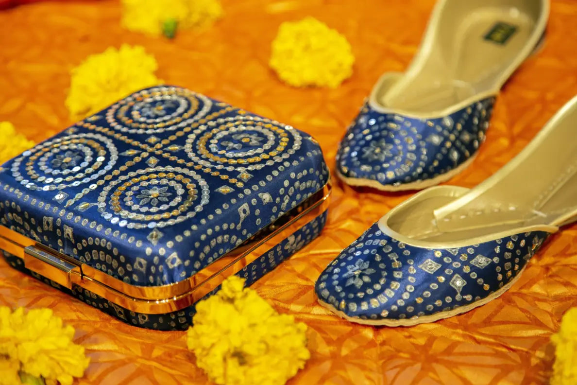 Phulkari with khussa